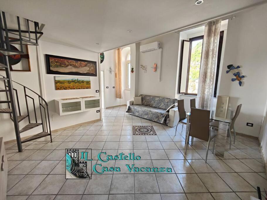 Il Castello Casa Vacanza Salerno Kültér fotó